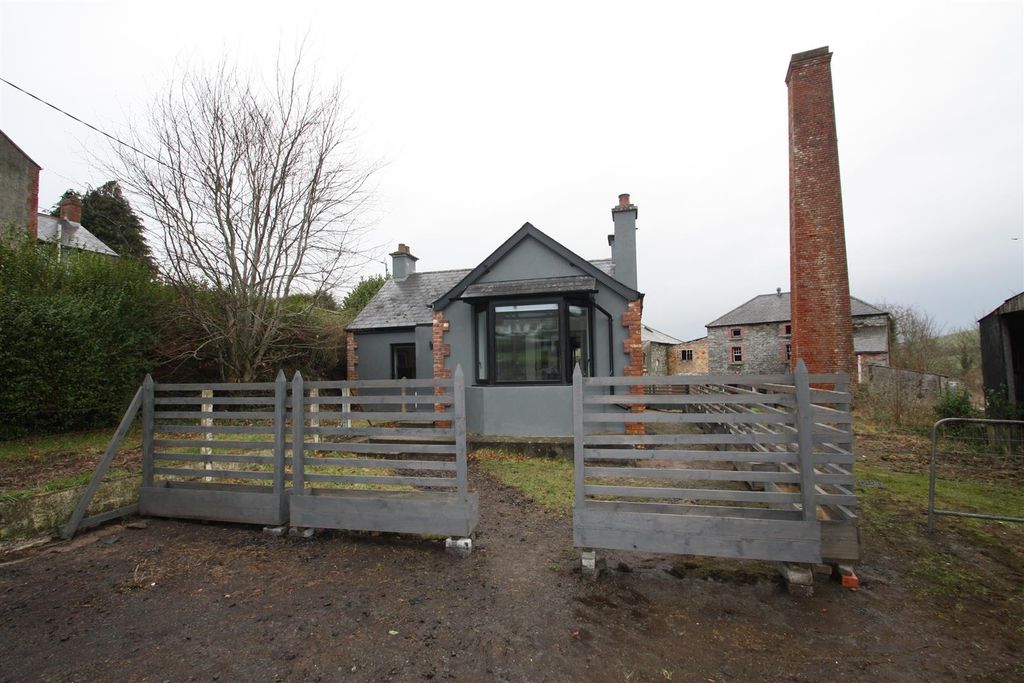 Property photo 2 of 14 Img_0988.Jpg