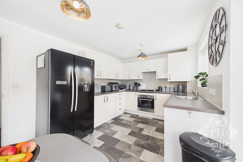 Property photo 2 of 21 B1Db6Fa714004626Ac07220Ea191c440_100_Cam02002G0-Pr