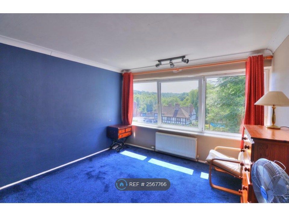 Property photo 3 of 9