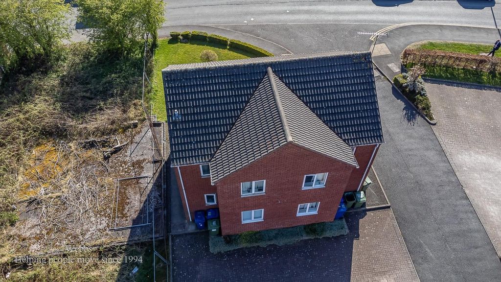 Property photo 2 of 16 09Bd8529-3F9B-4Fd8-Ac3E-42Adcf8Cf5A5.Jpeg