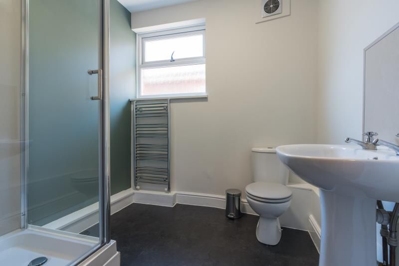 Property photo 2 of 16 Photo 1