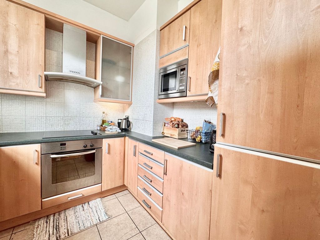 Property photo 2 of 11 2