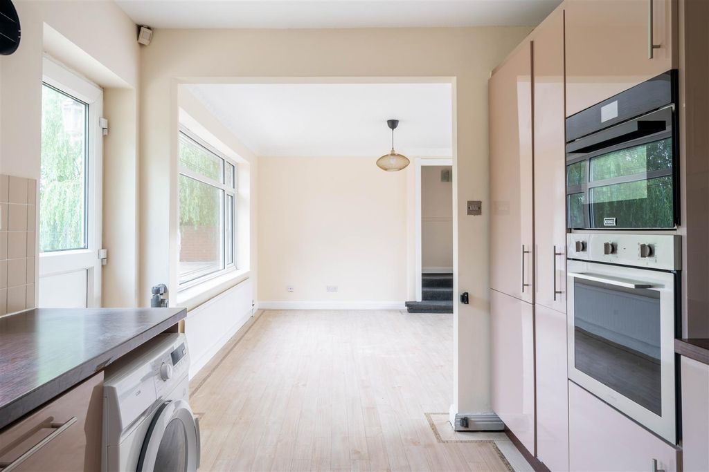 Property photo 3 of 20 Kitchen-4.Jpg