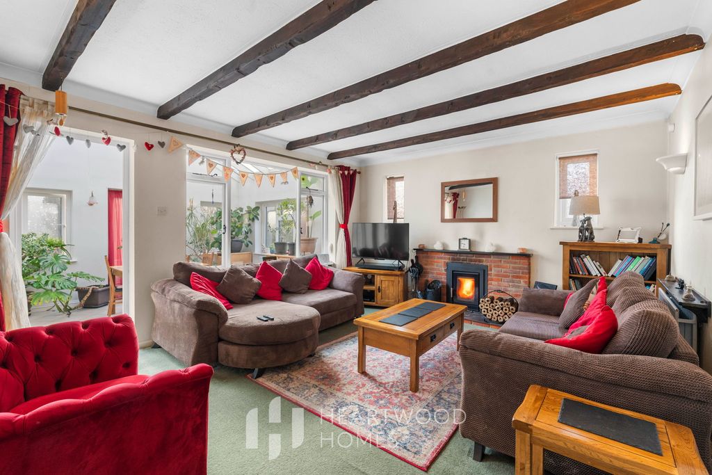 Property photo 2 of 18