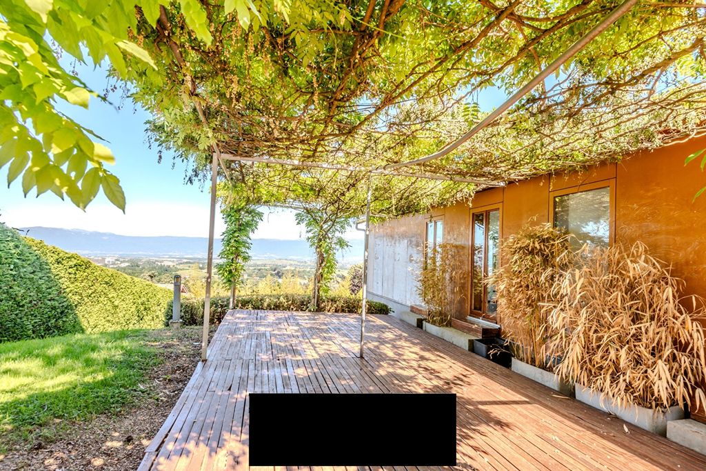 Property photo 1 of 2