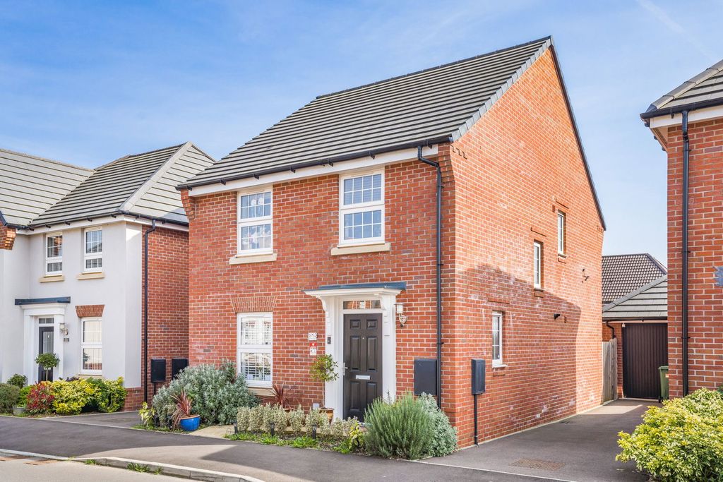 Property photo 1 of 14