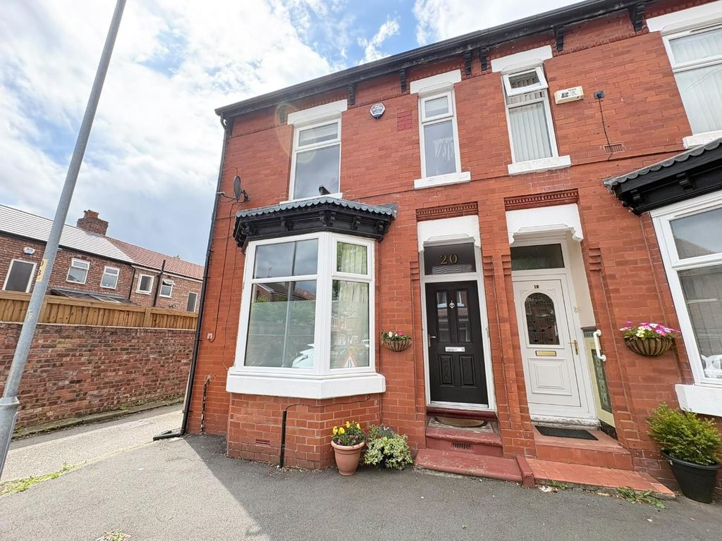 Property photo 1 of 24