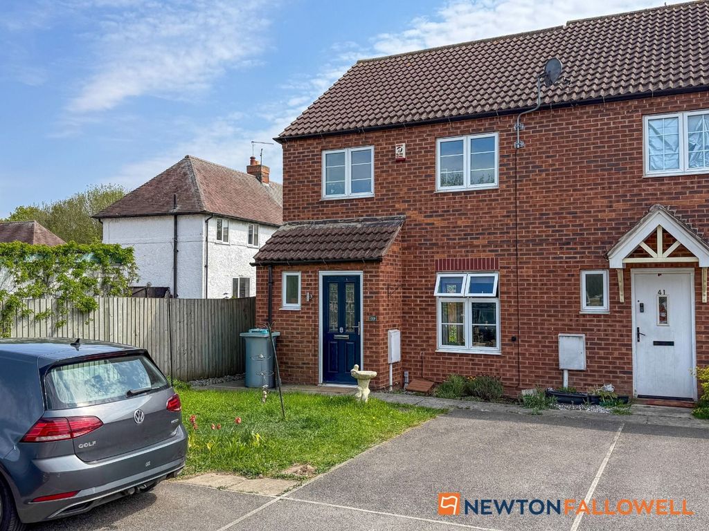 Property photo 1 of 19 End Terraced Home