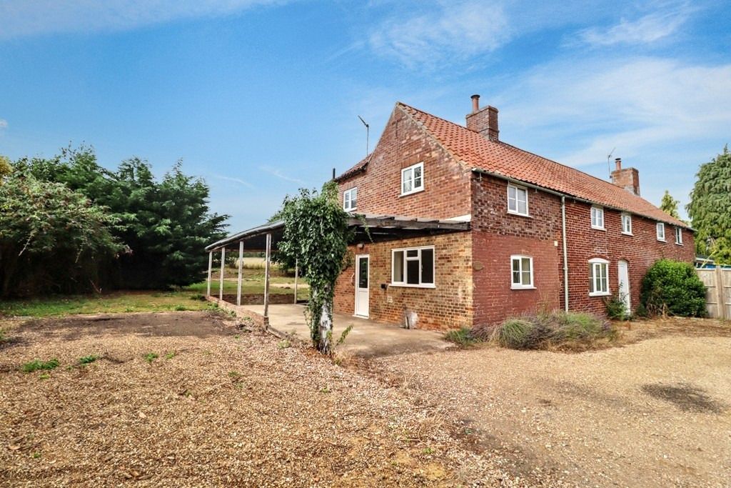Property photo 1 of 17 4416820