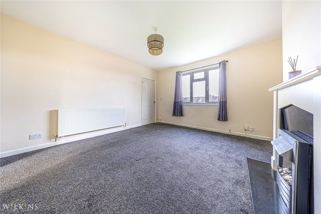 Property photo 3 of 26 Picture No. 02