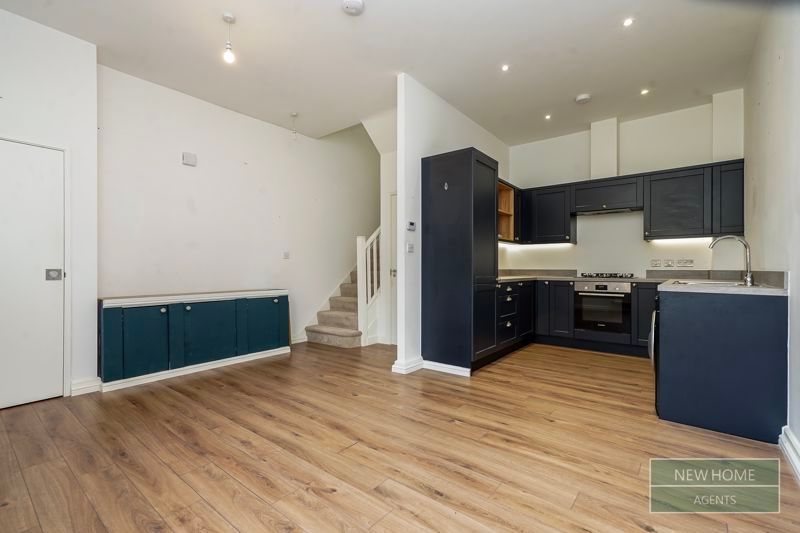 Property photo 2 of 21 Photo 11