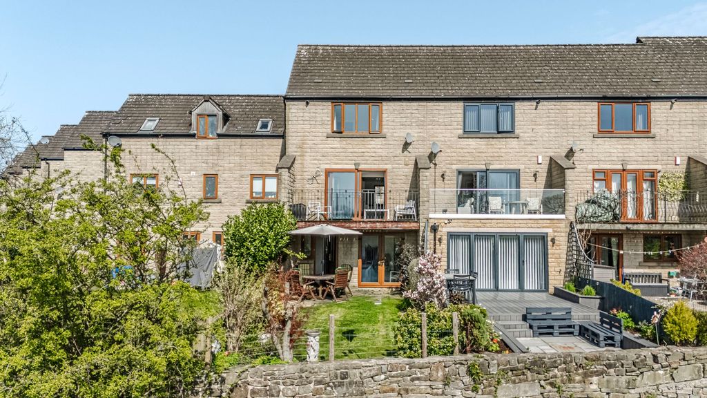 Property photo 3 of 41