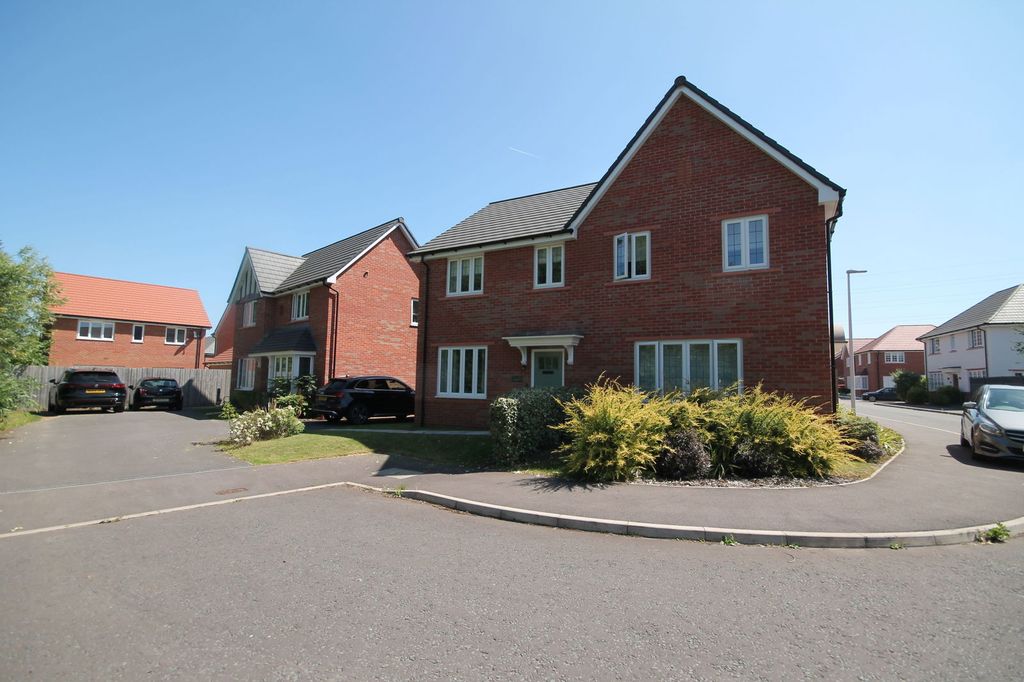 Property photo 1 of 22