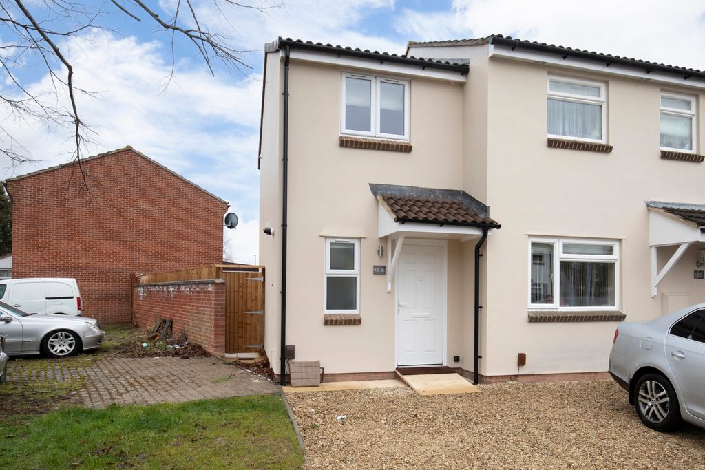 Property photo 1 of 8