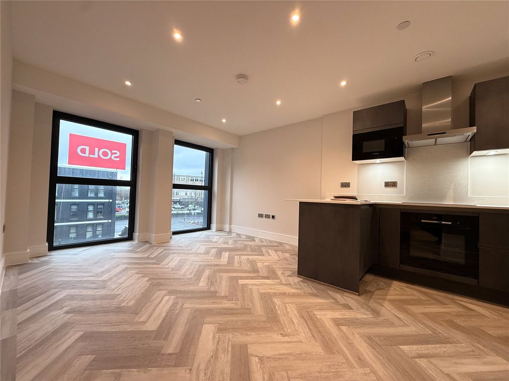 Property photo 3 of 6 Picture No. 01