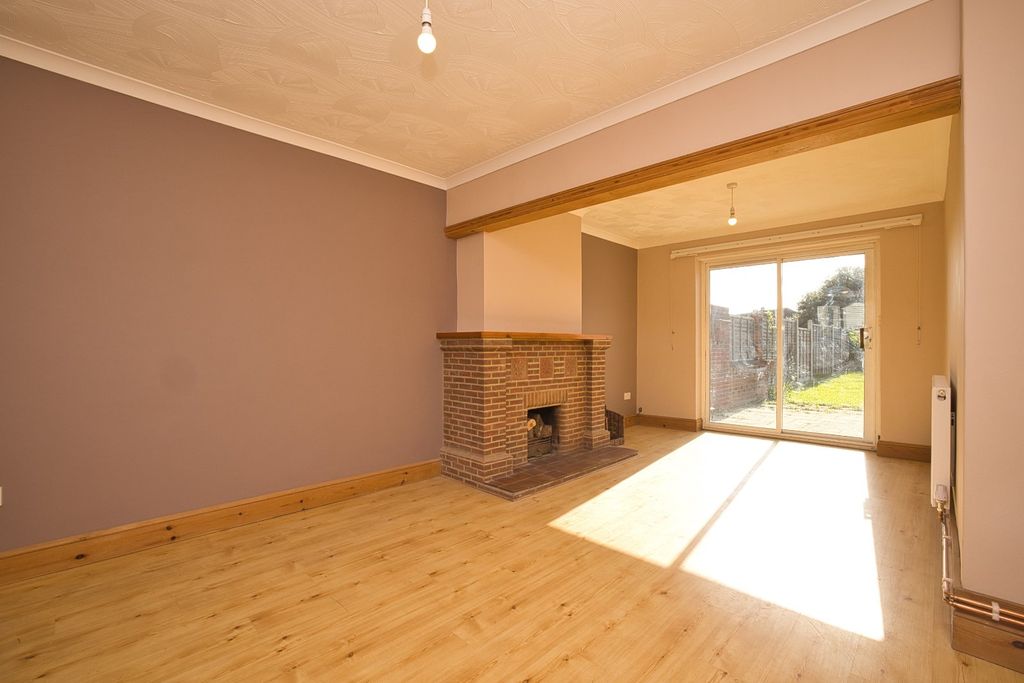 Property photo 2 of 11 Picture 2