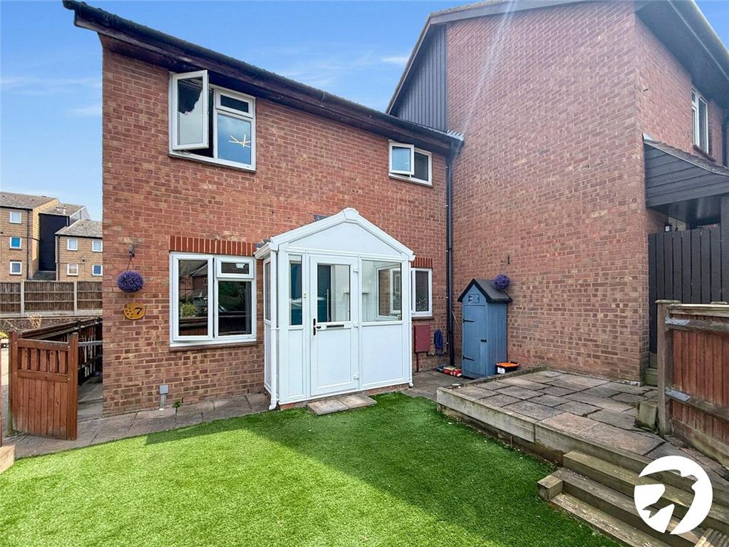 Property photo 1 of 9 External