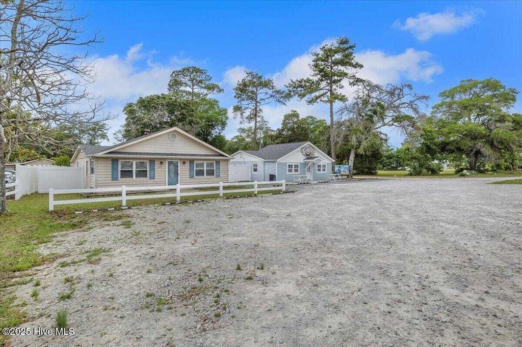 Property photo 1 of 31
