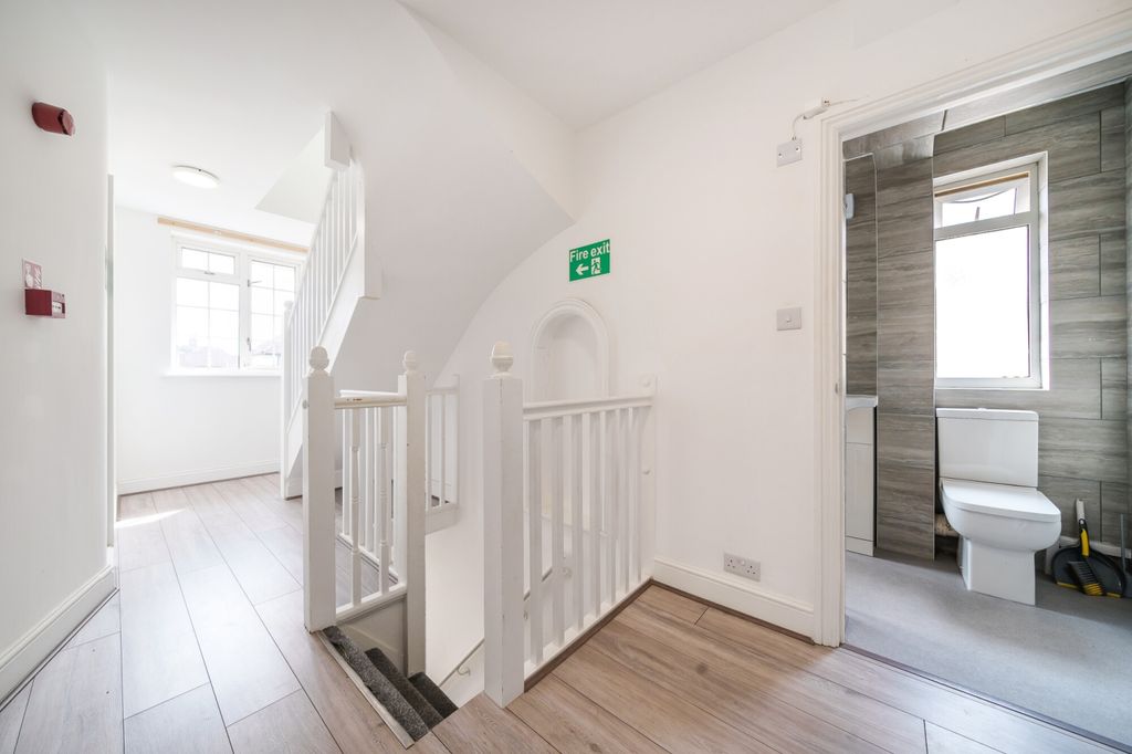 Property photo 2 of 20 1176685 (11)