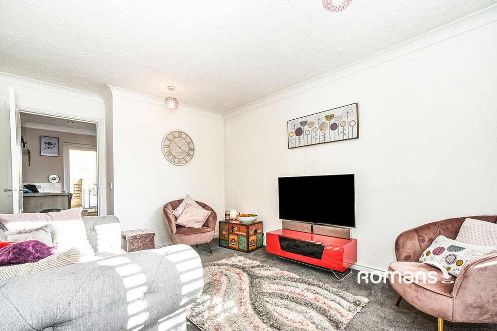 Property photo 3 of 10 Living Room 1