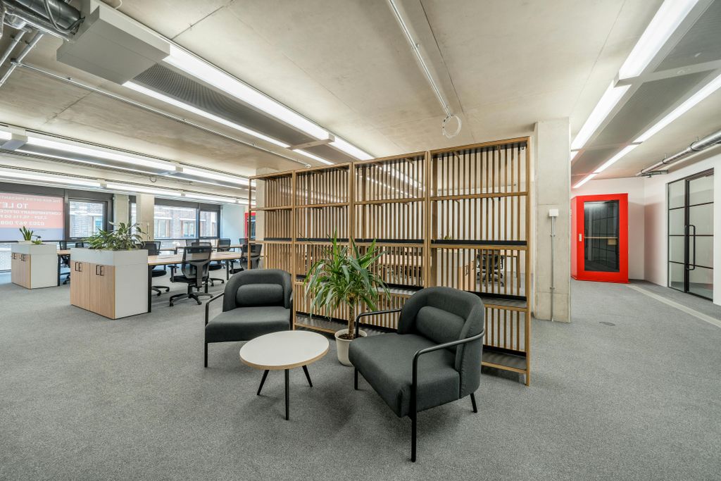 Property photo 3 of 70 1272651 4.Jpg