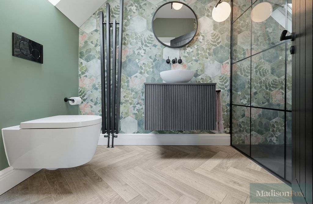 Property photo 3 of 56 Picture No. 12