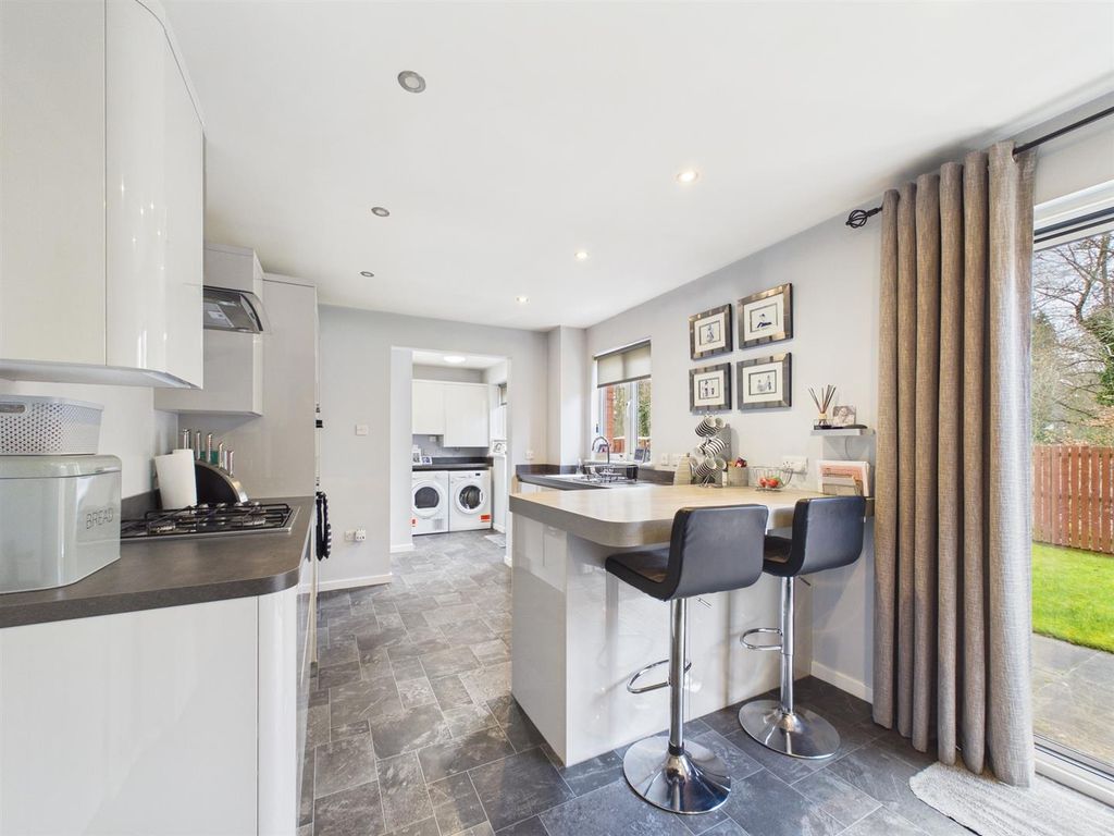 Property photo 2 of 25 Cam01486G0-Pr1023-Still009.Jpg