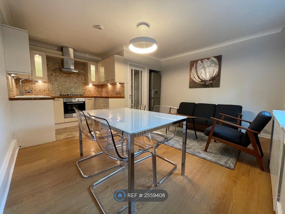 Property photo 1 of 35