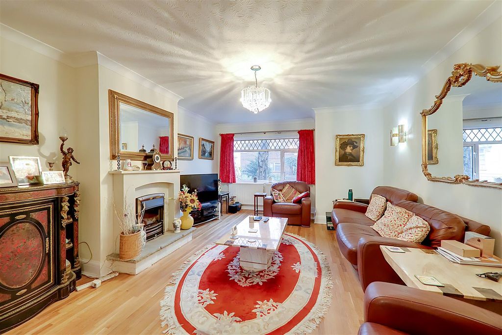 Property photo 2 of 14 Img_2864-Img_2866.Jpg