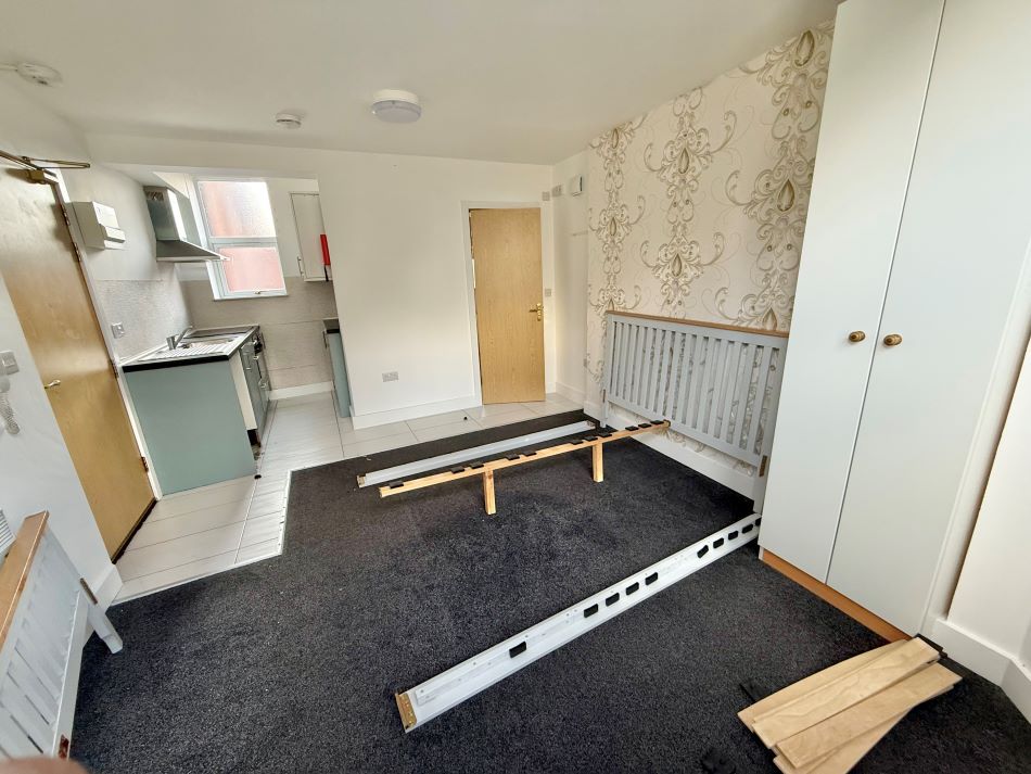 Property photo 3 of 5