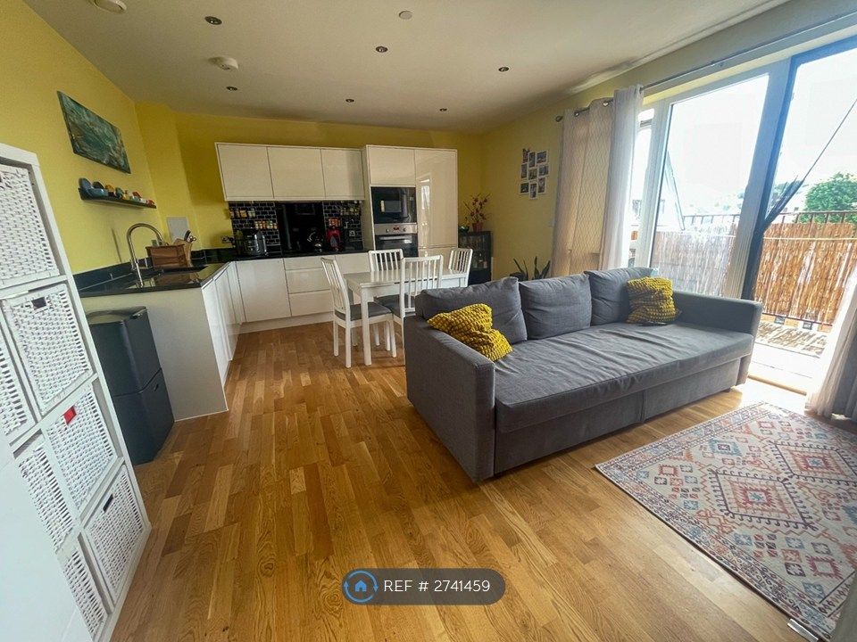 Property photo 1 of 14 Living Area / Kitchen