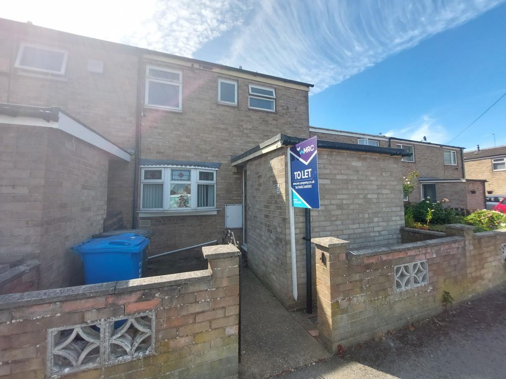 Property photo 1 of 13 3 Bed Family Home To Rent