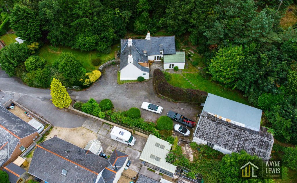 Property photo 1 of 61