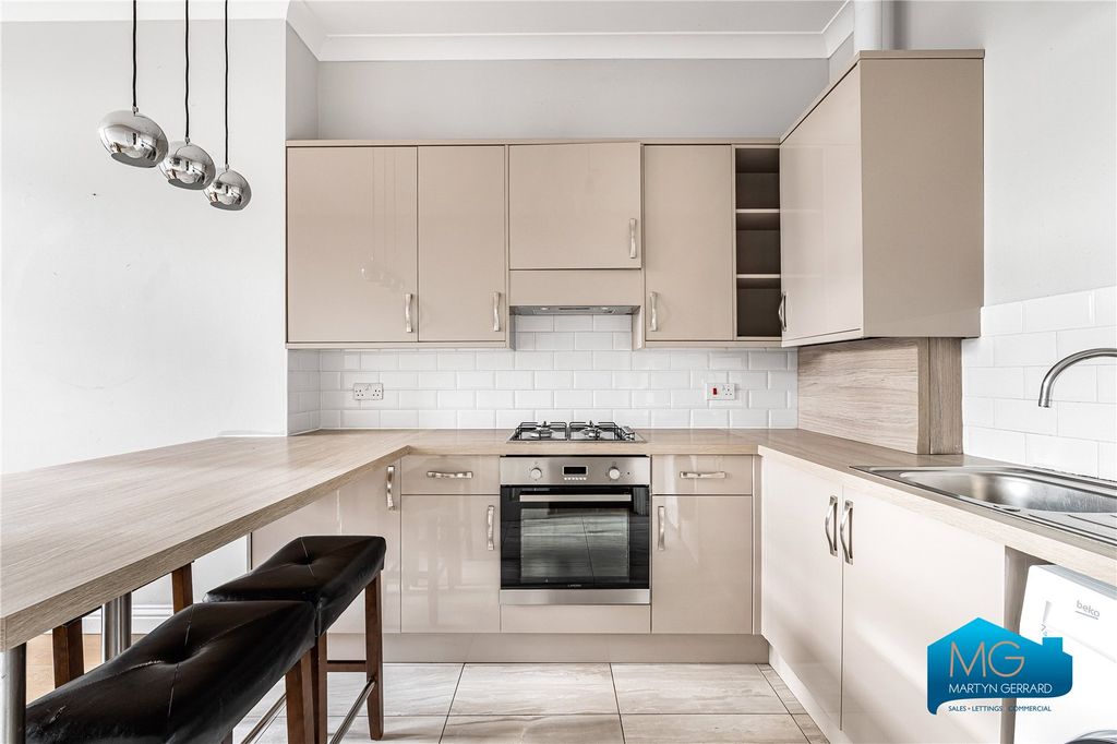 Property photo 3 of 15 Picture No. 25