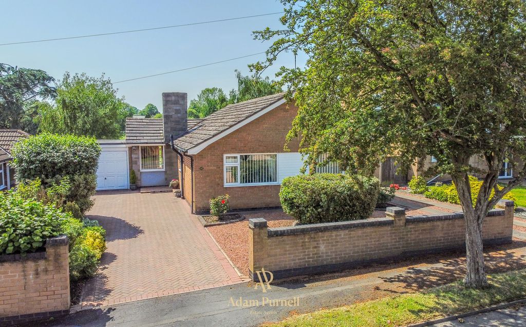 Property photo 1 of 34