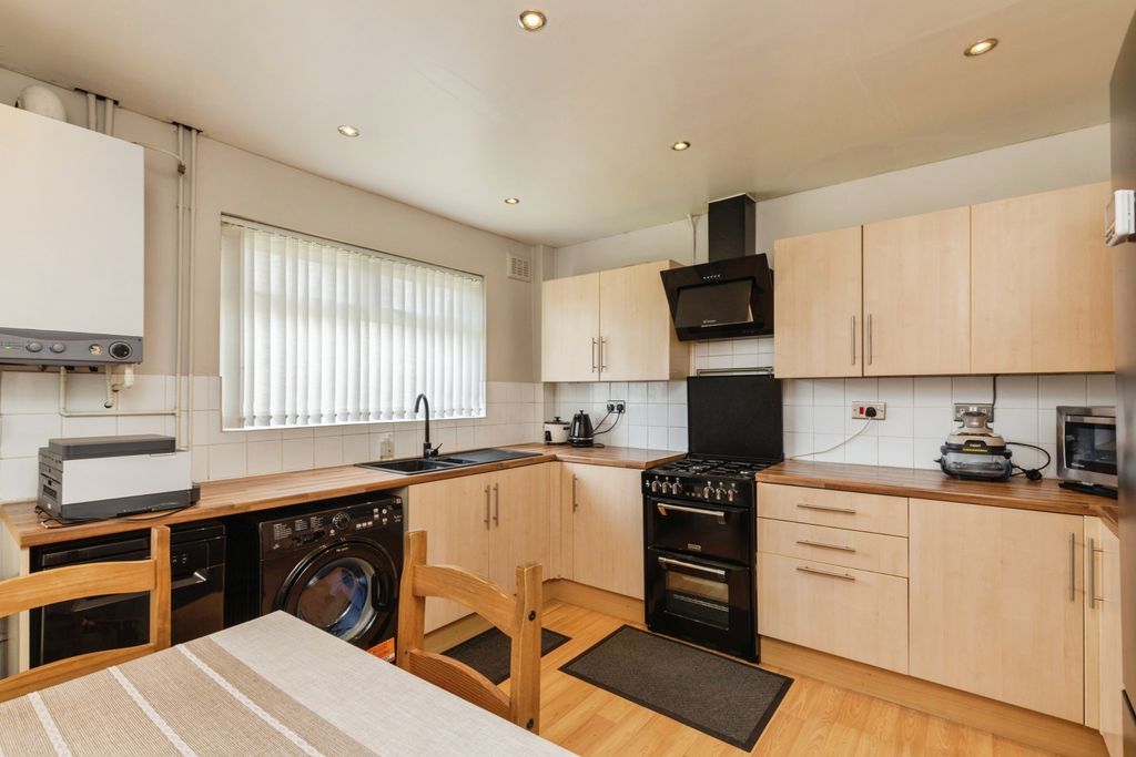 Property photo 3 of 20 _89A7674