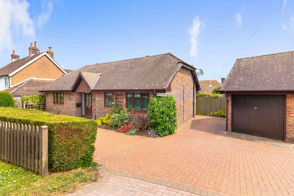 Property photo 1 of 32
