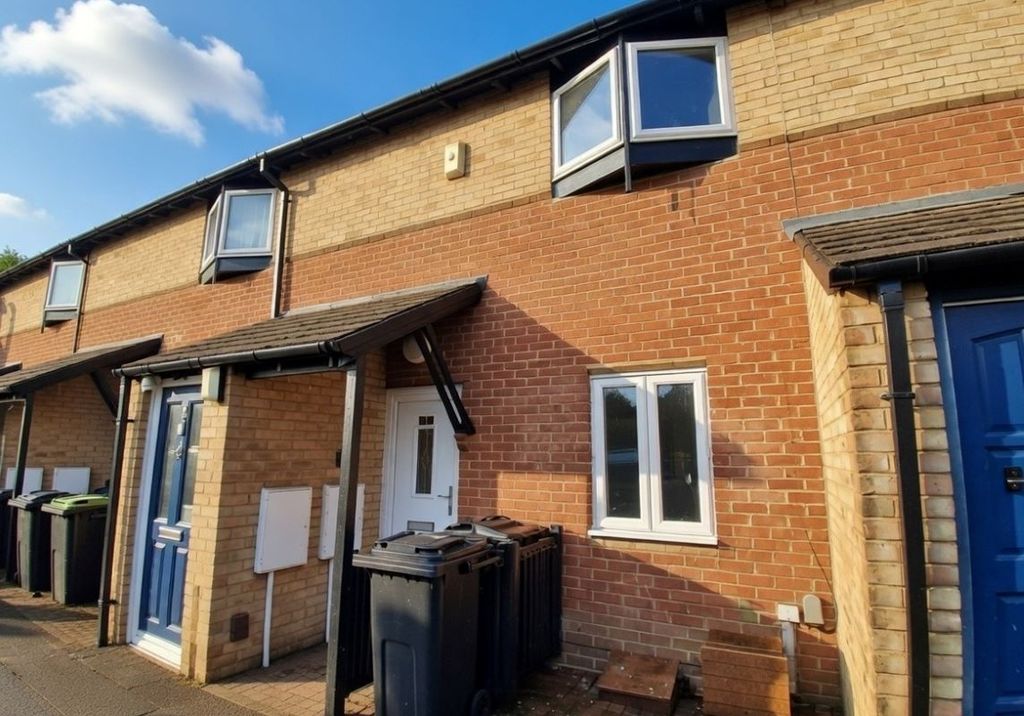 Property photo 1 of 2