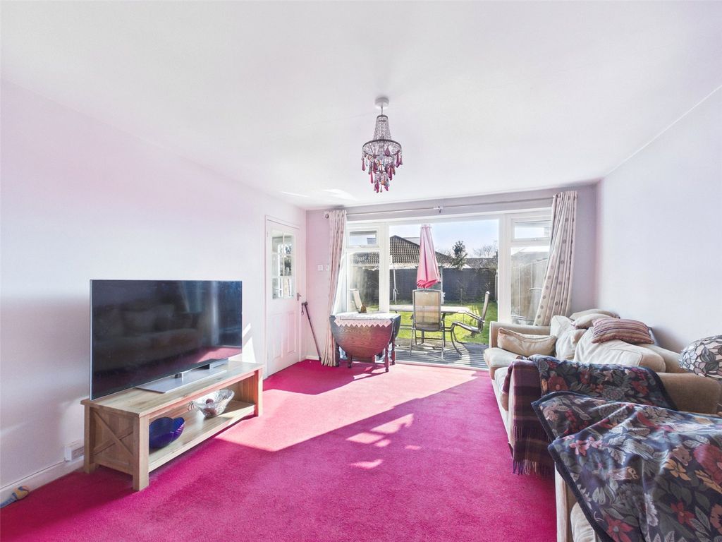 Property photo 3 of 9 Picture No. 18