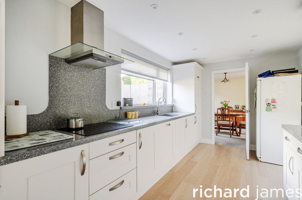 Property photo 3 of 20 Ae4B2B67B9A04d8A8F3Fab0d7455F4Fa