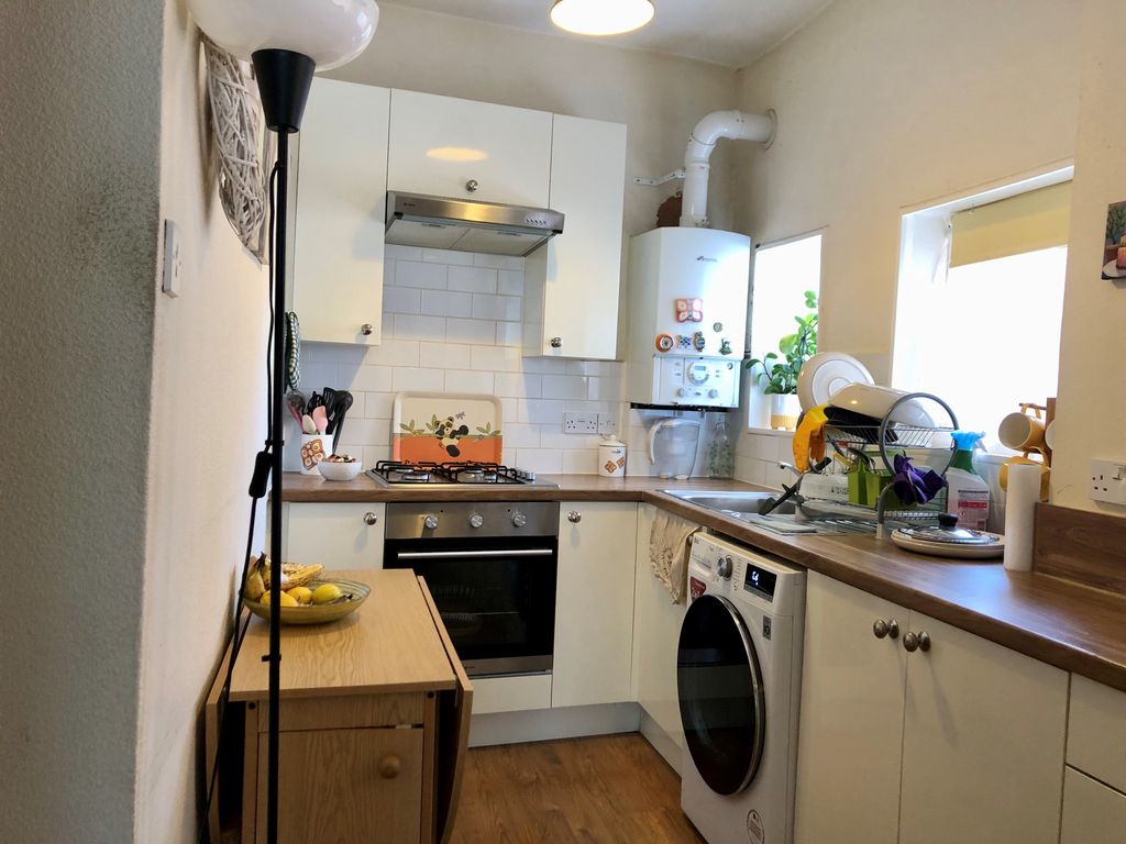 Property photo 2 of 5