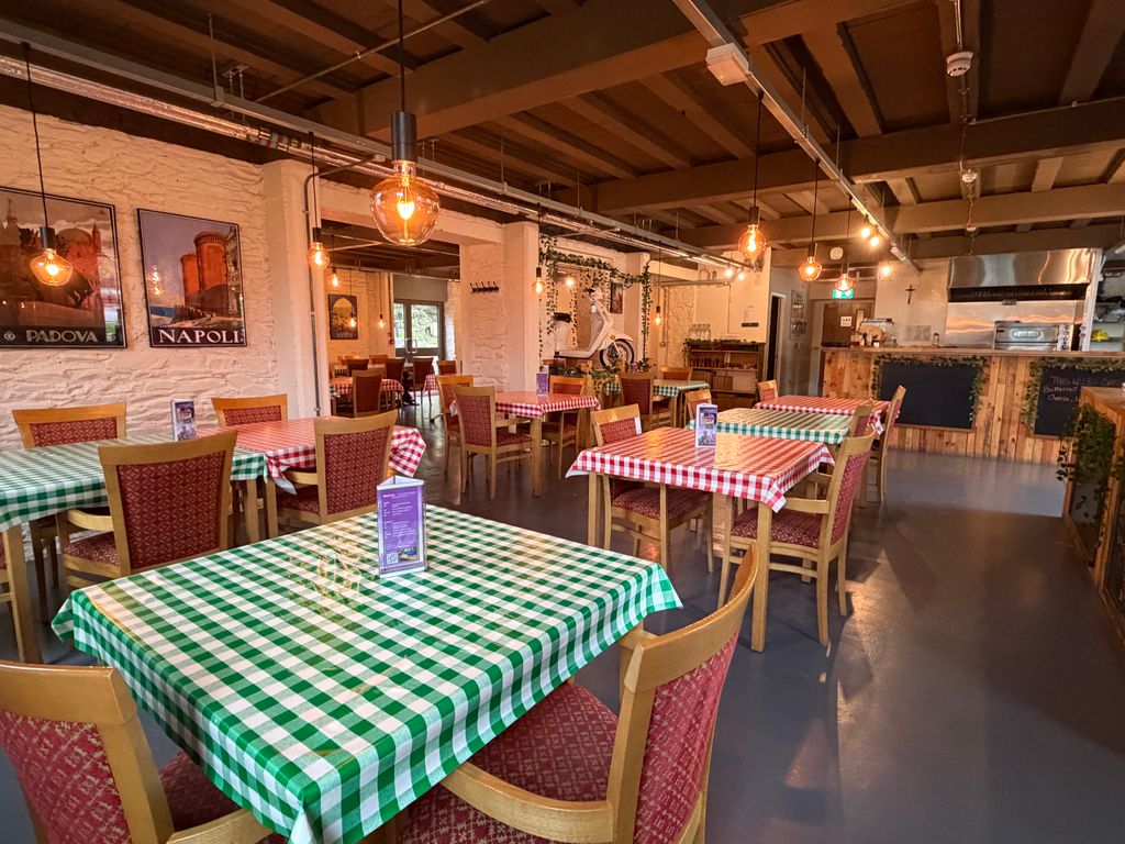 Property photo 3 of 12