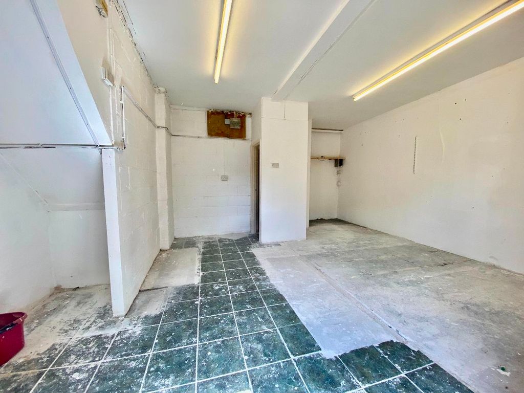 Property photo 2 of 2