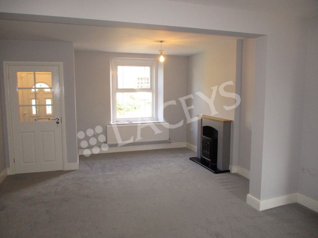 Property photo 2 of 12 Photo 2