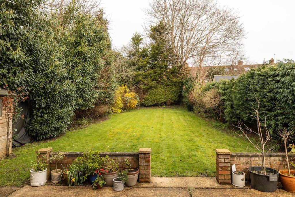 Property photo 3 of 26