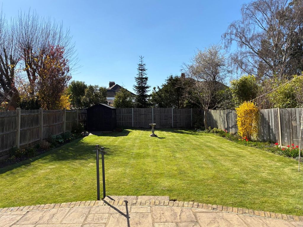 Property photo 3 of 12