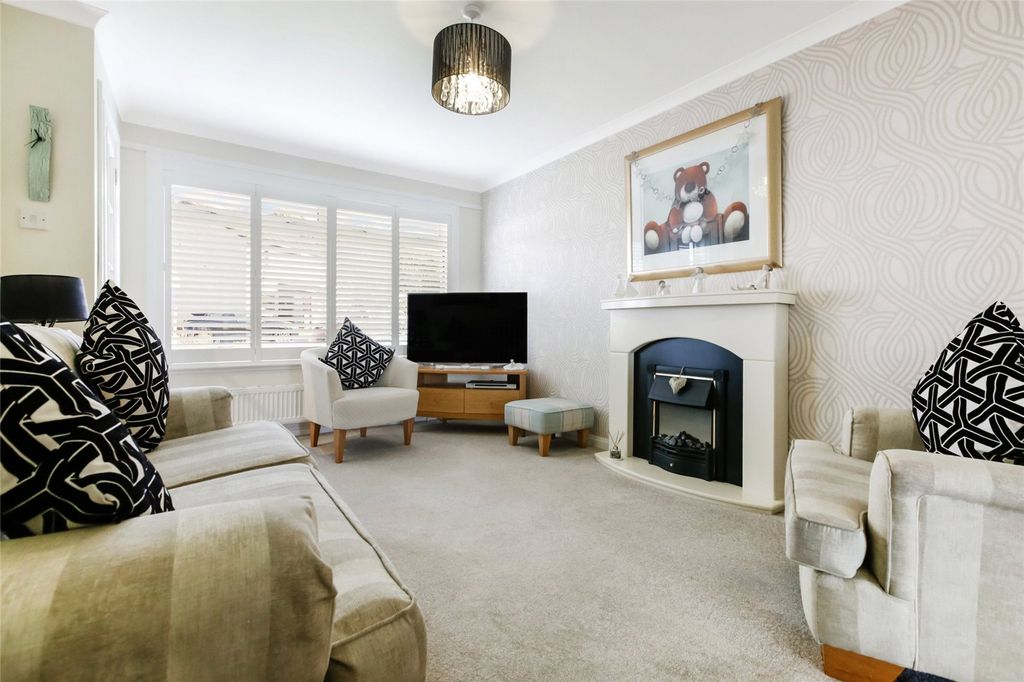 Property photo 2 of 21 Picture No. 03