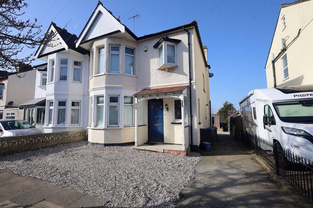 Property photo 1 of 21