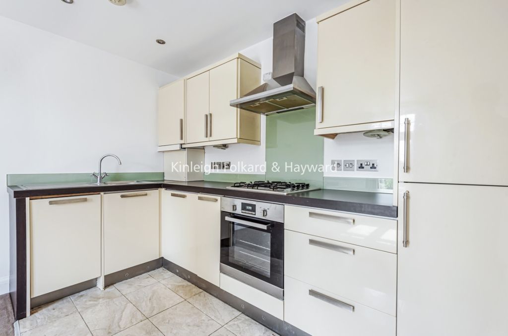 Property photo 2 of 17 Kitchen