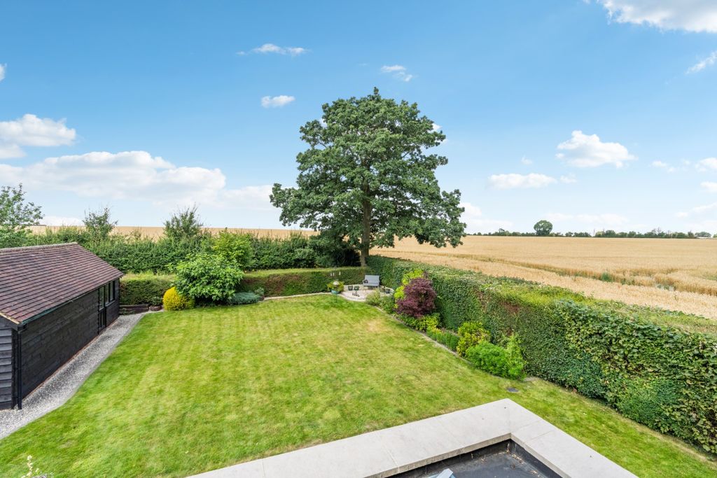 Property photo 3 of 26 10001858-Hr-6